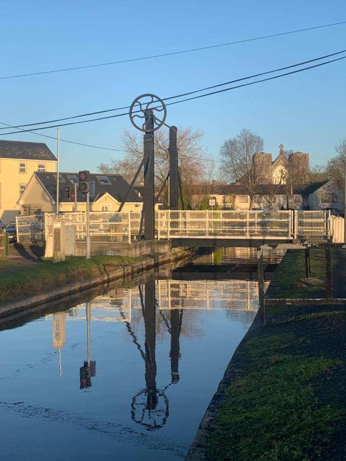 Stay Barrow Blueway - The Stables Monasterevin Exterior photo